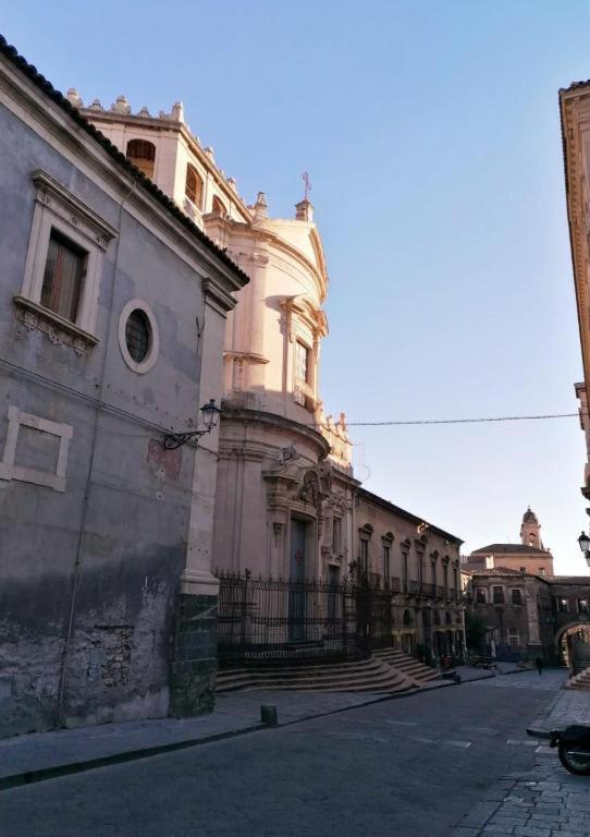 Apartamento La Capinera House Catania Exterior foto